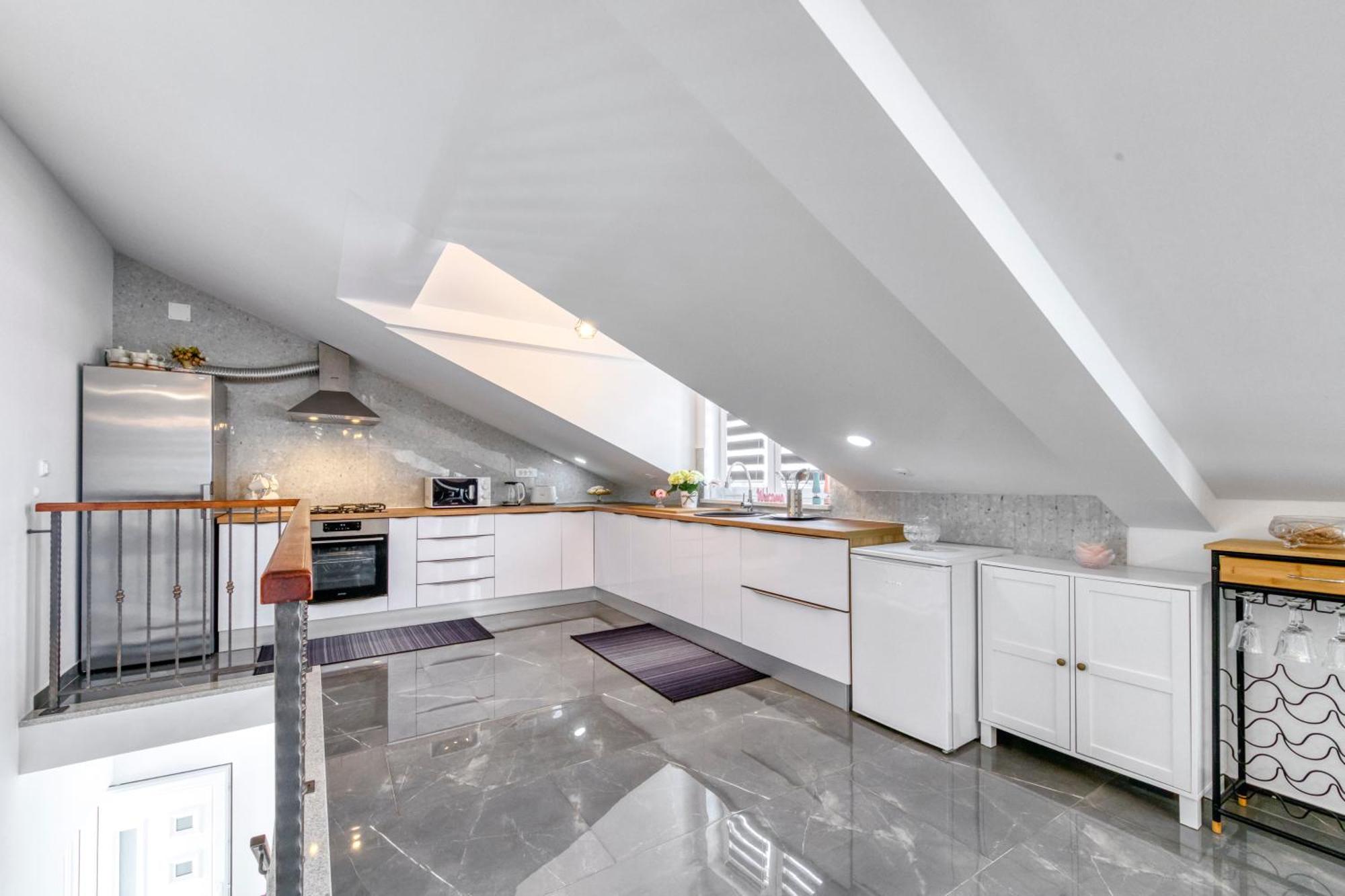 Sunset View New Apartment ซัฟทัท ภายนอก รูปภาพ